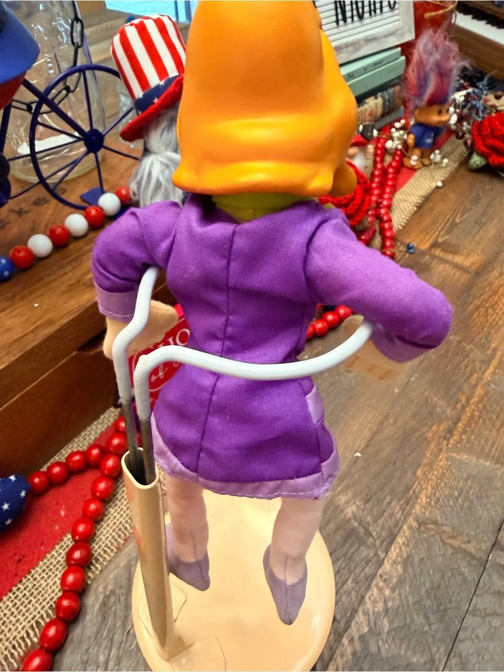 Y2K CARTOON NETWORK 2000 SCOOBY-DOO PLUSH BEAN BAG DOLL FIGURE DAPHNE VINYL FACE